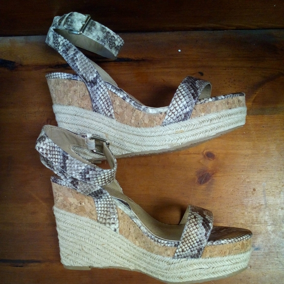 Adrienne Vittadini Womens Cari Platform Wedge Sandals, BROWN, Size 9.5 - Picture 2 of 8